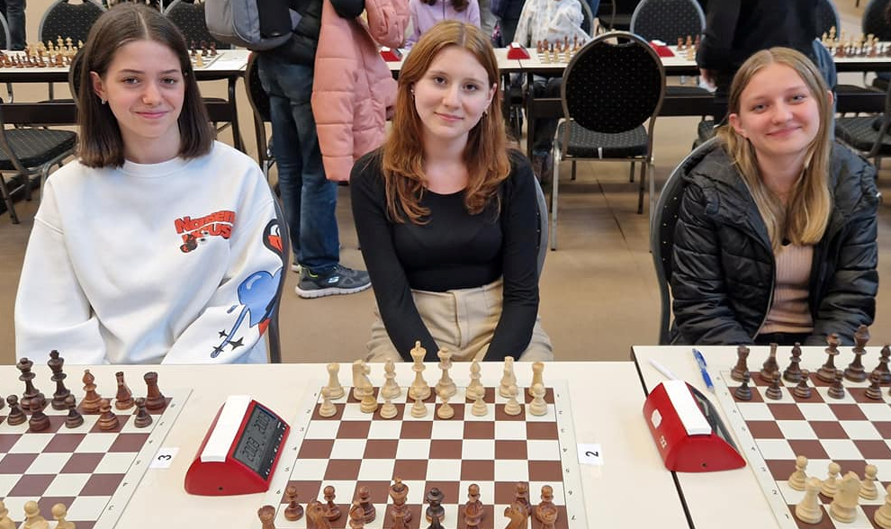 Versenyererdmények: Országos bajnok az EGA leány sakkcsapata!