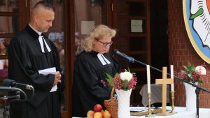 p1037095