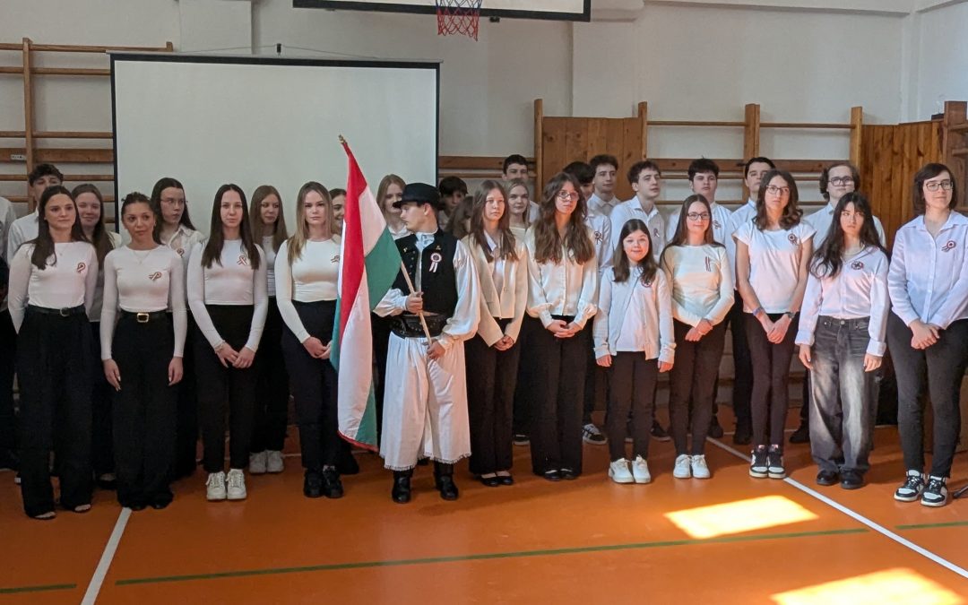 Közös megemlékezés a felvidéki magyar testvériskolánkkal