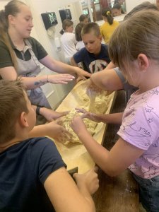 Az általános Iskola 3.-4. osztályosai a Vackorvár Erdei Iskolában táboroztak. (4)